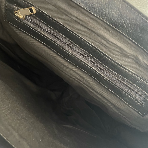 GENUINE COWHIDE LEATHER BACKPACK - Picture 8 of 12